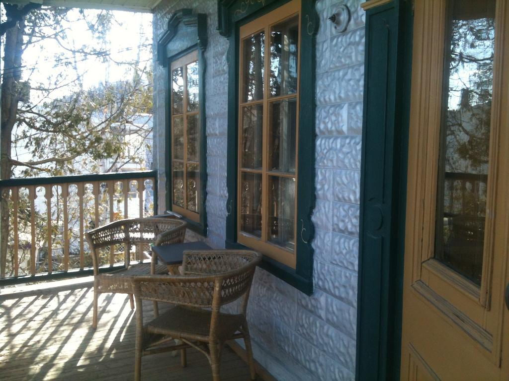 Auberge Du Maitre Forgeron Beaupré Zimmer foto